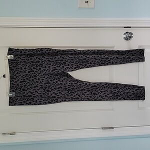 Massini Women's Leggings